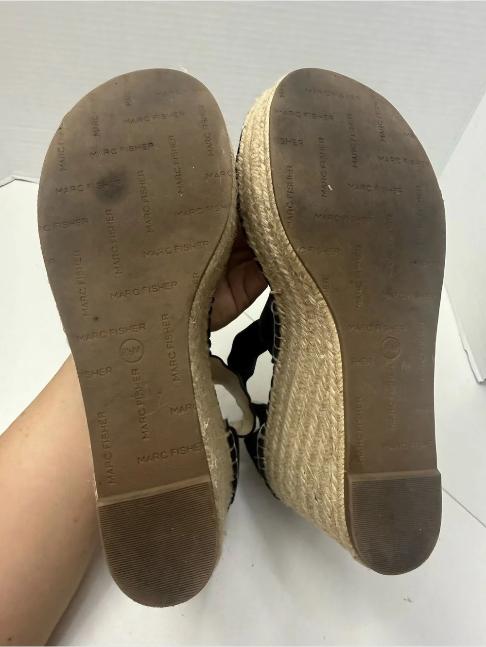 Marc Fisher Calita  Suede Scalloped Platform Wedge Espadrille Sandals Size 8.5